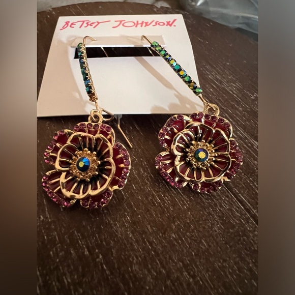 Betsey Johnson Gold and Red Floral Rhinestone Earrings. - Picture 2 of 6